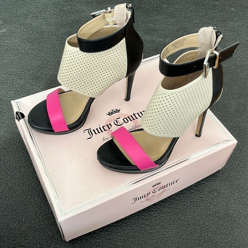 Juicy Couture Platform Sandals 8.5